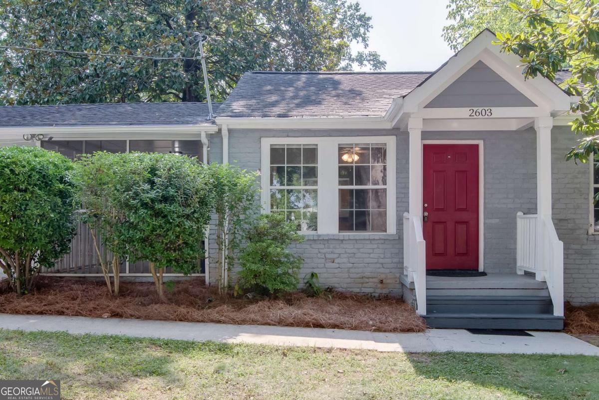 2603 Davenport Street Se Property Photo 4