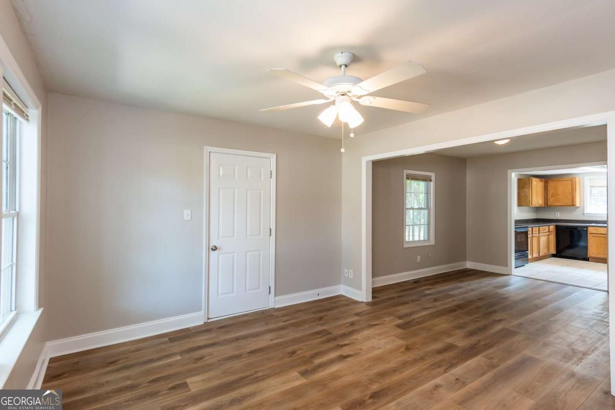 2603 Davenport Street Se Property Photo 5