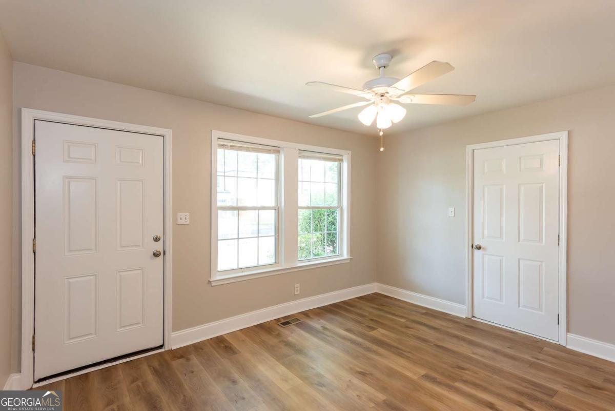 2603 Davenport Street Se Property Photo 8