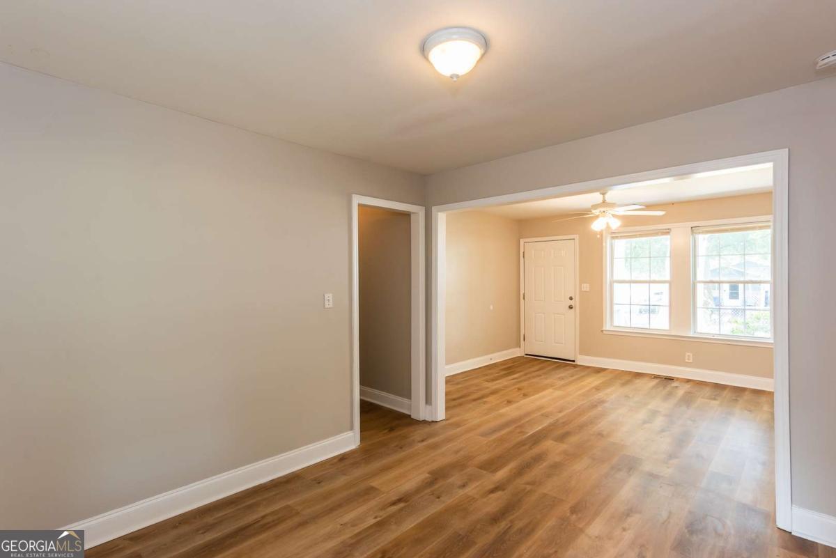 2603 Davenport Street Se Property Photo 10