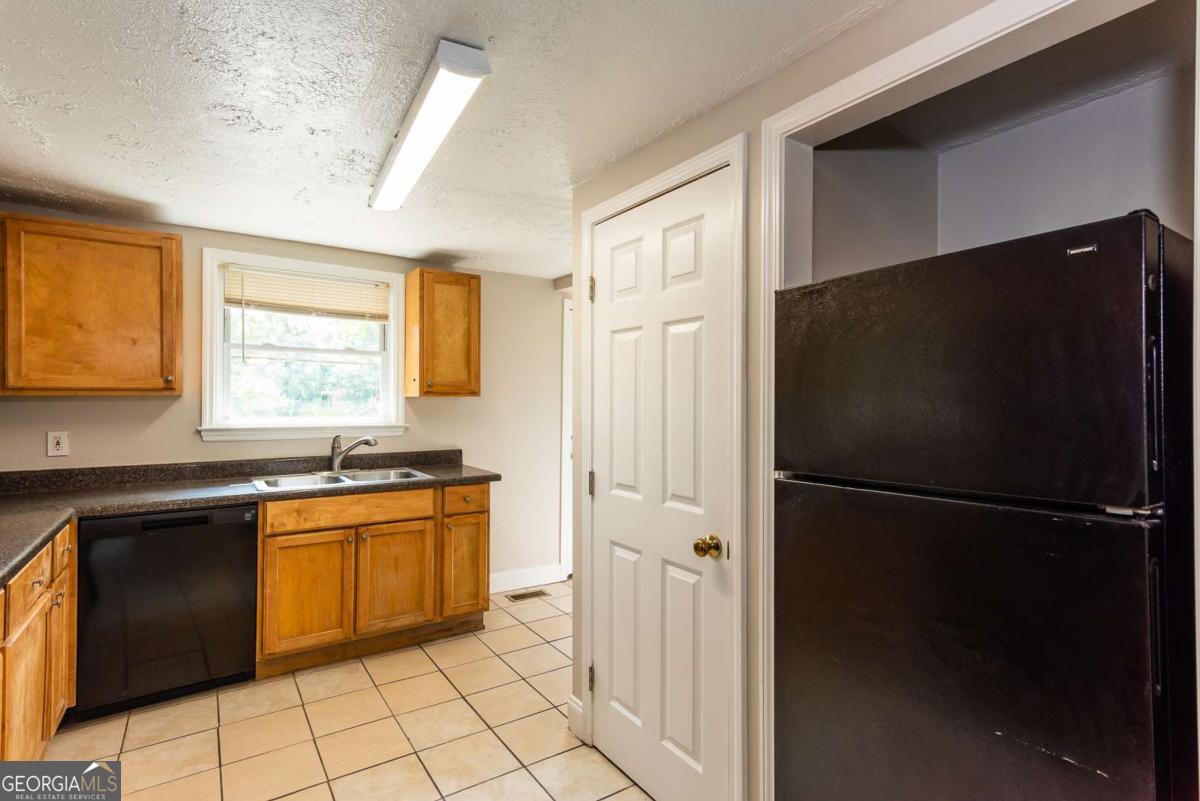 2603 Davenport Street Se Property Photo 13