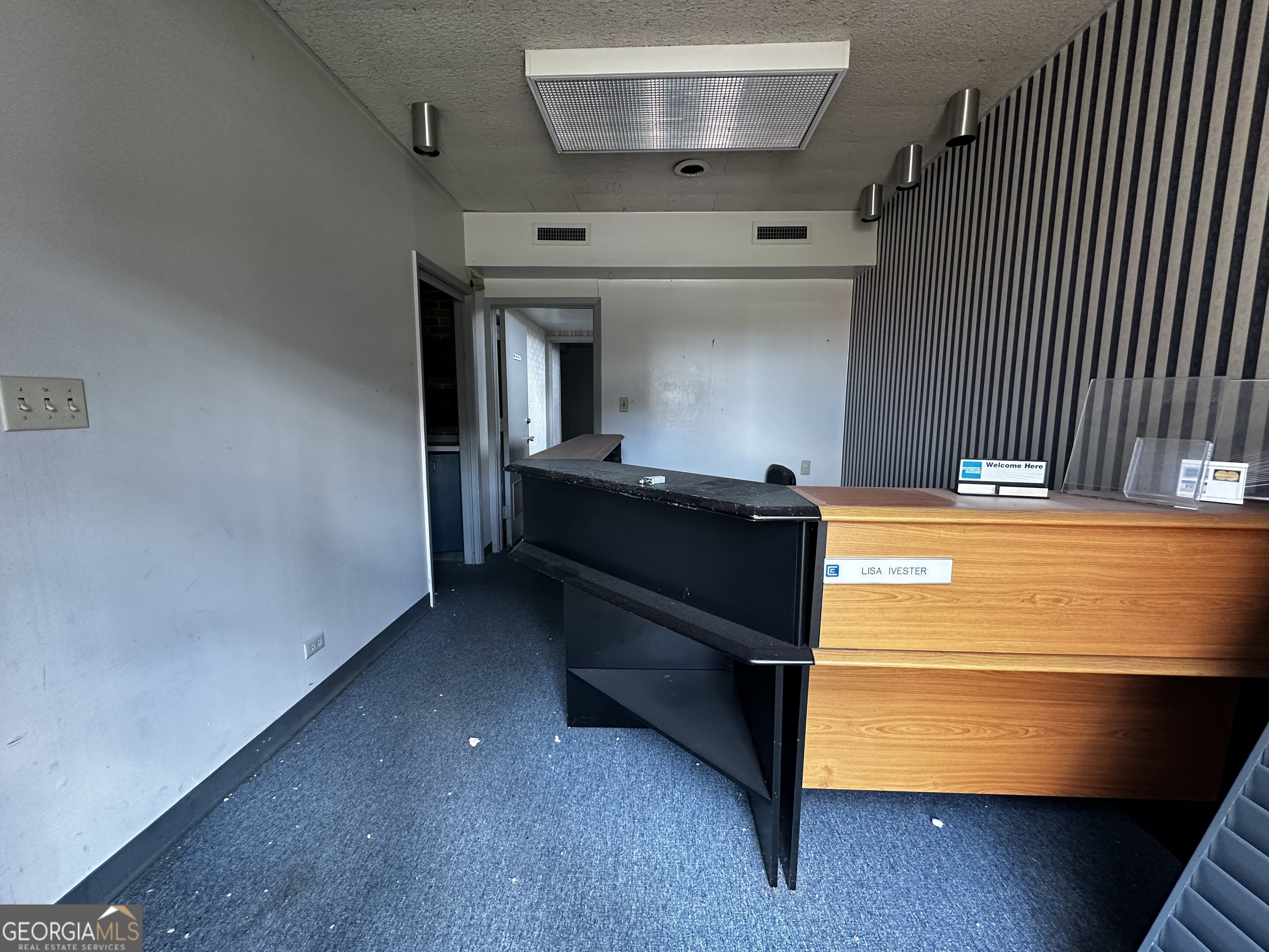 589 Forest Avenue Property Photo 2