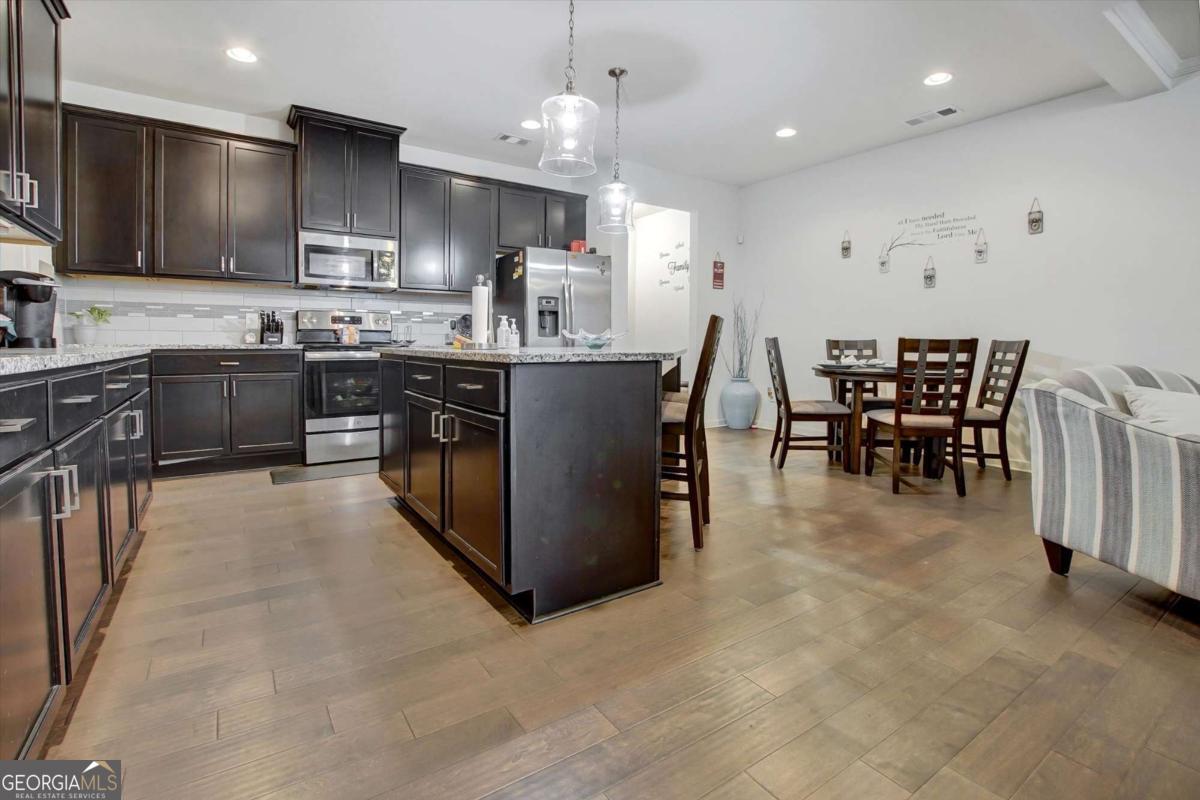 7687 Cabrini Place Property Photo 9