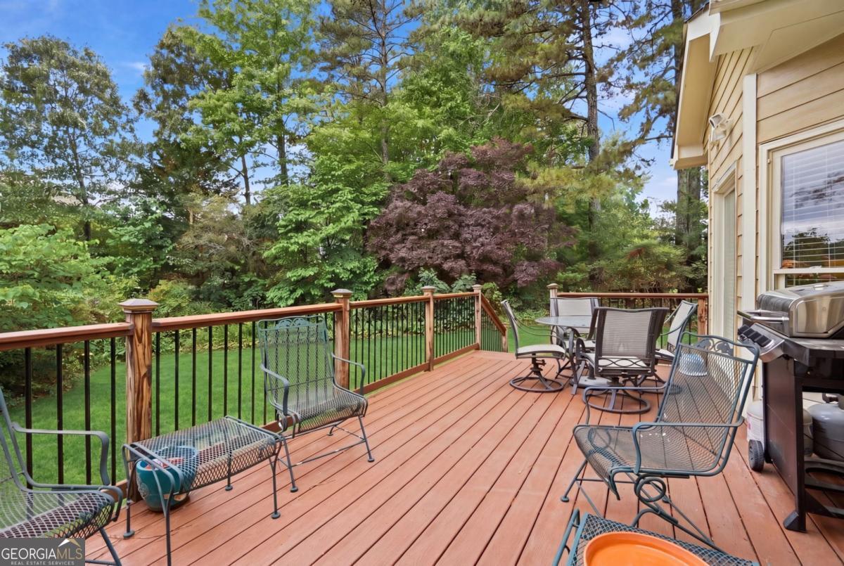 3725 Ridgeway Terrace Property Photo 23