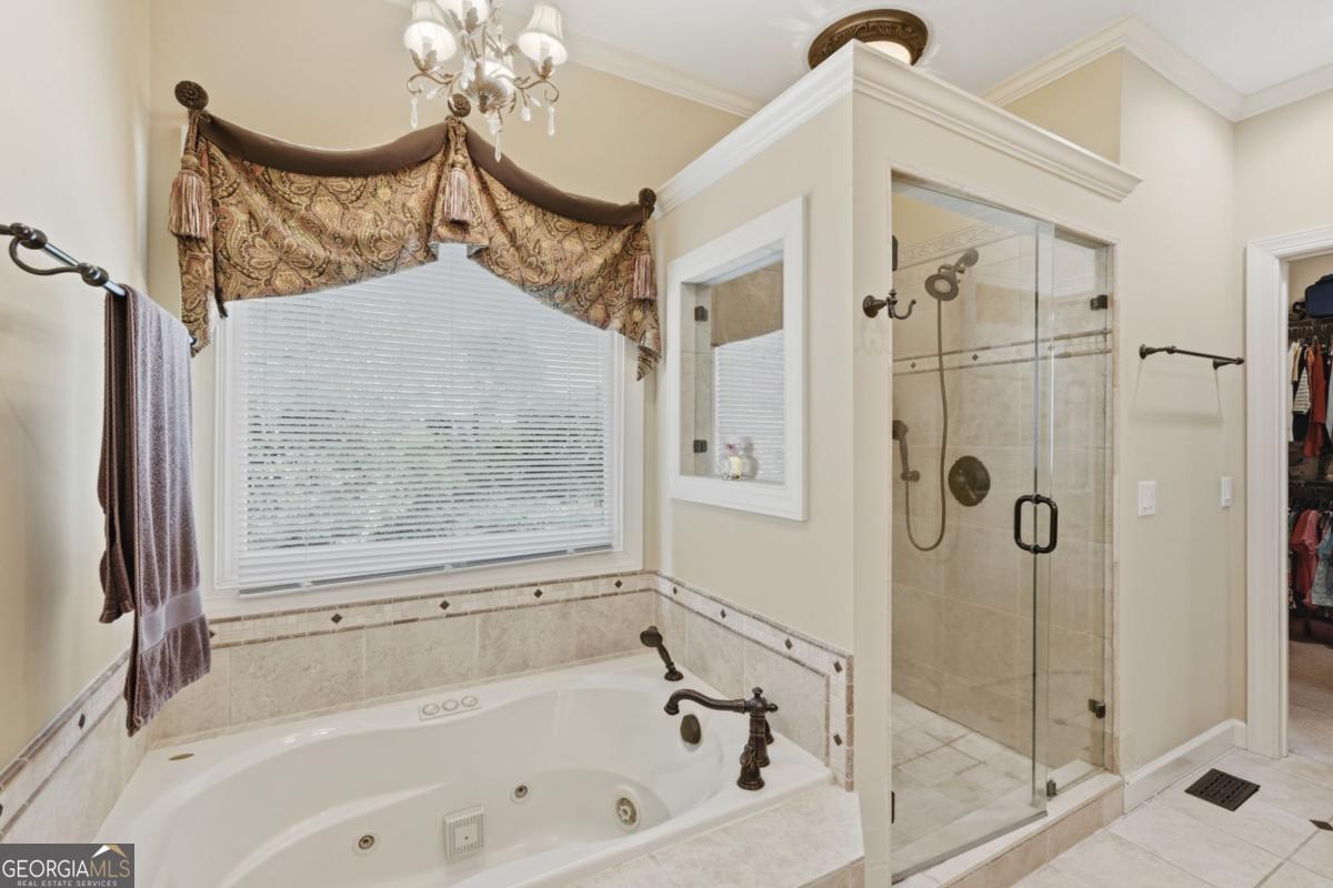 3725 Ridgeway Terrace Property Photo 27