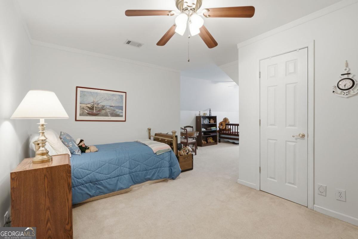 3725 Ridgeway Terrace Property Photo 35
