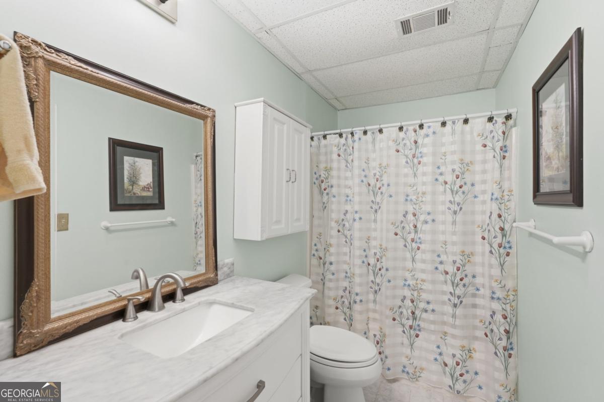 3725 Ridgeway Terrace Property Photo 38