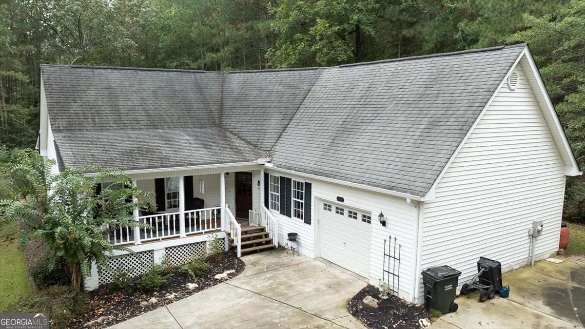 1011 H D Atha Road Property Photo 2