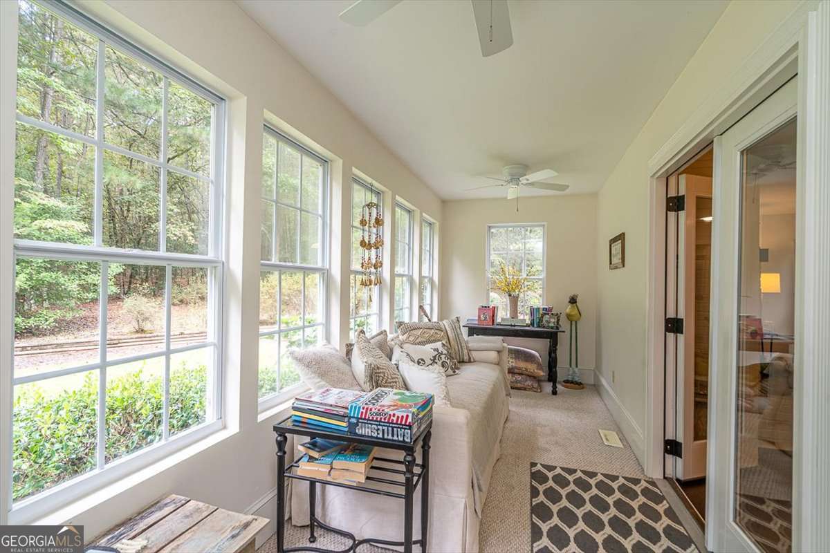 1011 H D Atha Road Property Photo 17