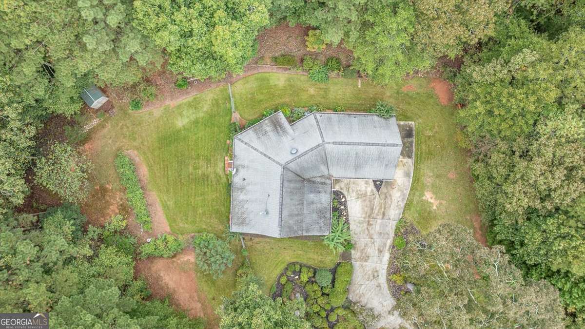 1011 H D Atha Road Property Photo 21