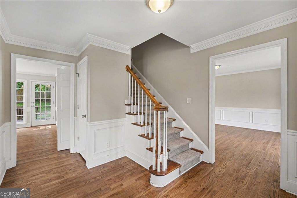 5796 Brookstone View Property Photo 6