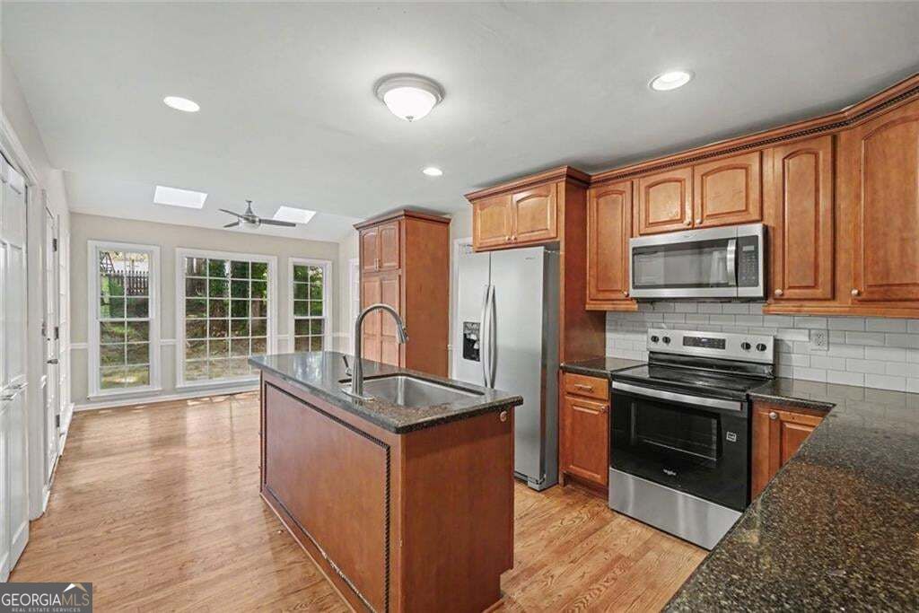 5796 Brookstone View Property Photo 10