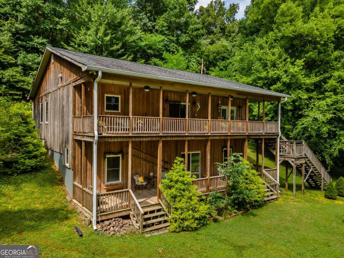 5516 Highway 30 Property Photo 1