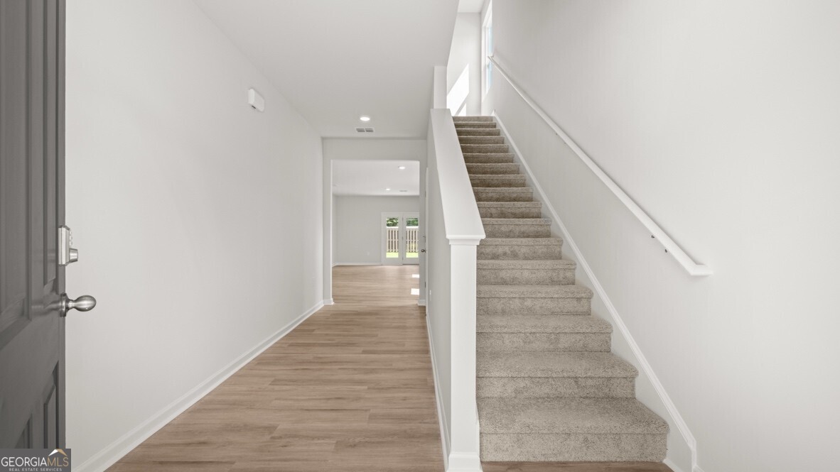 87 Babcock Drive Ne Property Photo 2