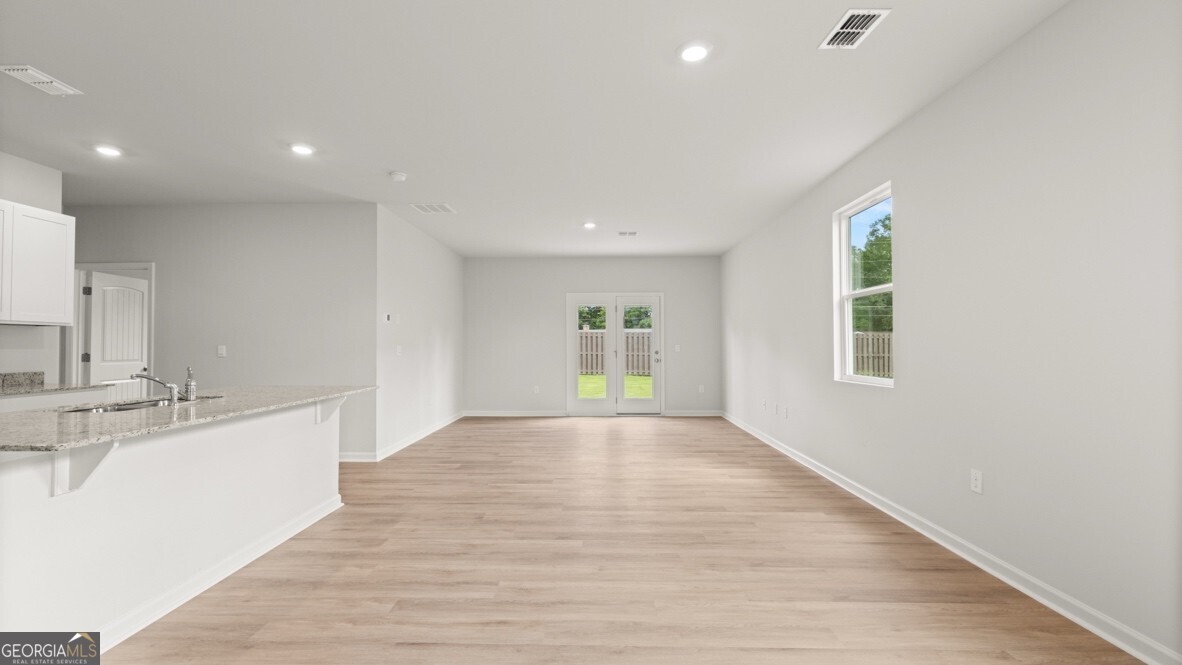 87 Babcock Drive Ne Property Photo 3