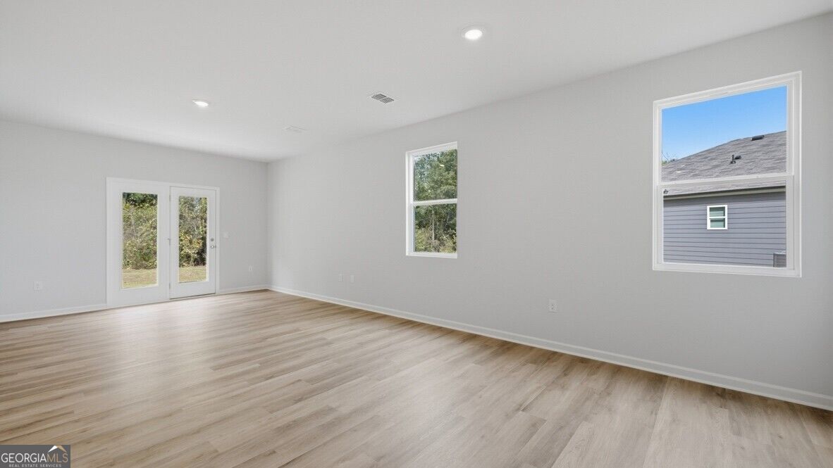 87 Babcock Drive Ne Property Photo 11