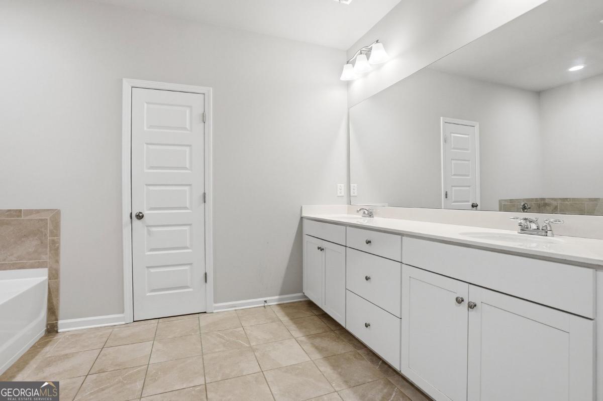 2639 Bloom Circle Property Photo 17