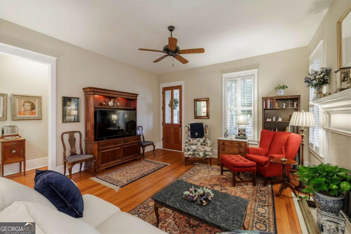 3 Oak Grove Road Property Photo 9