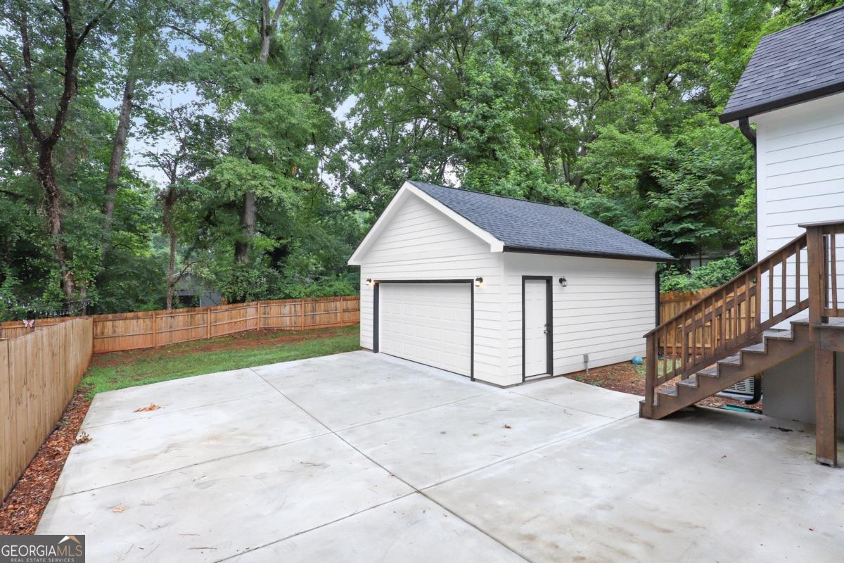 257 Birch Street Property Photo 17