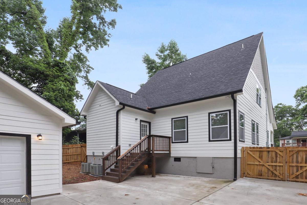 257 Birch Street Property Photo 18