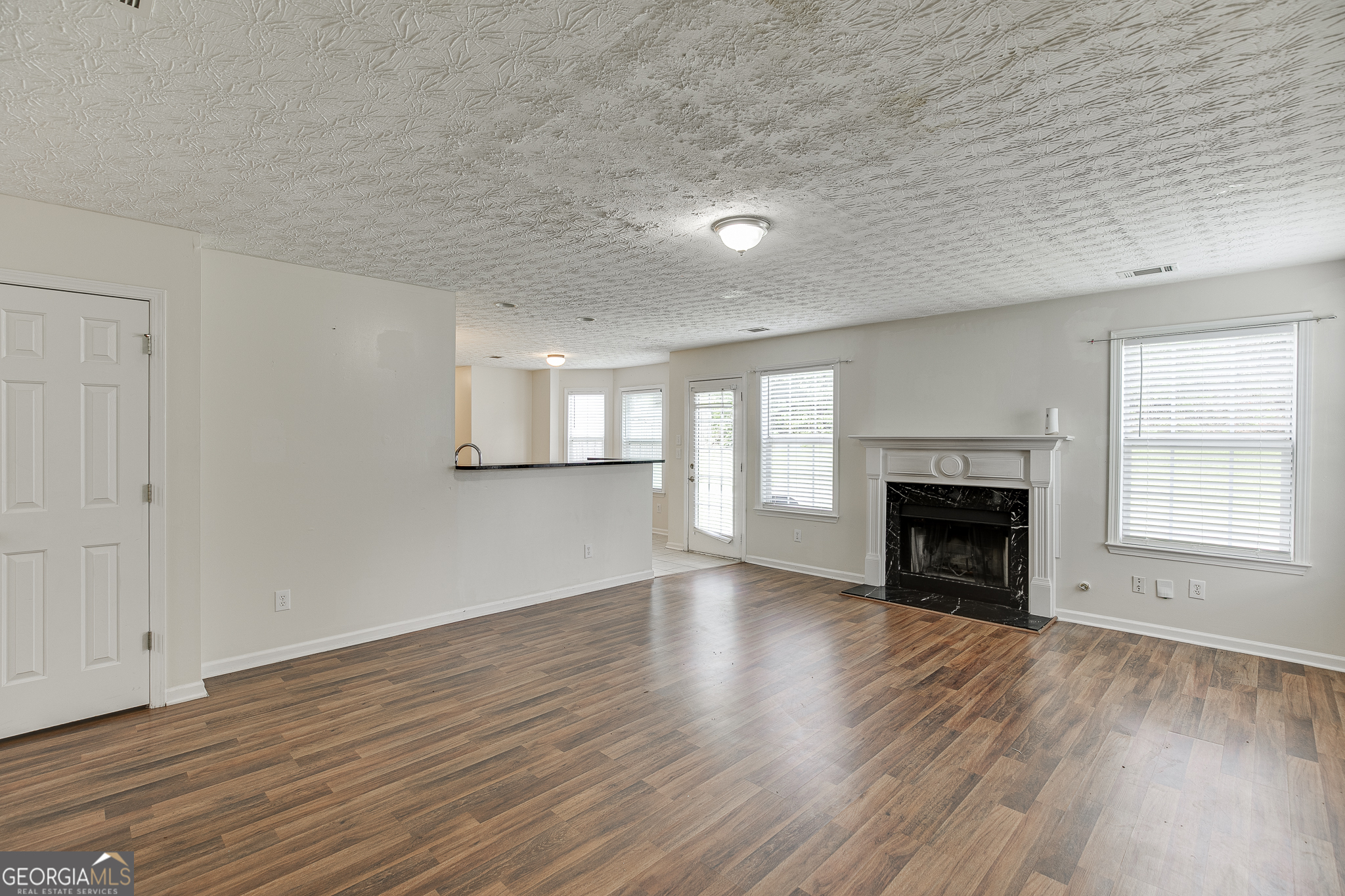 2054 Pierce Way Property Photo 13