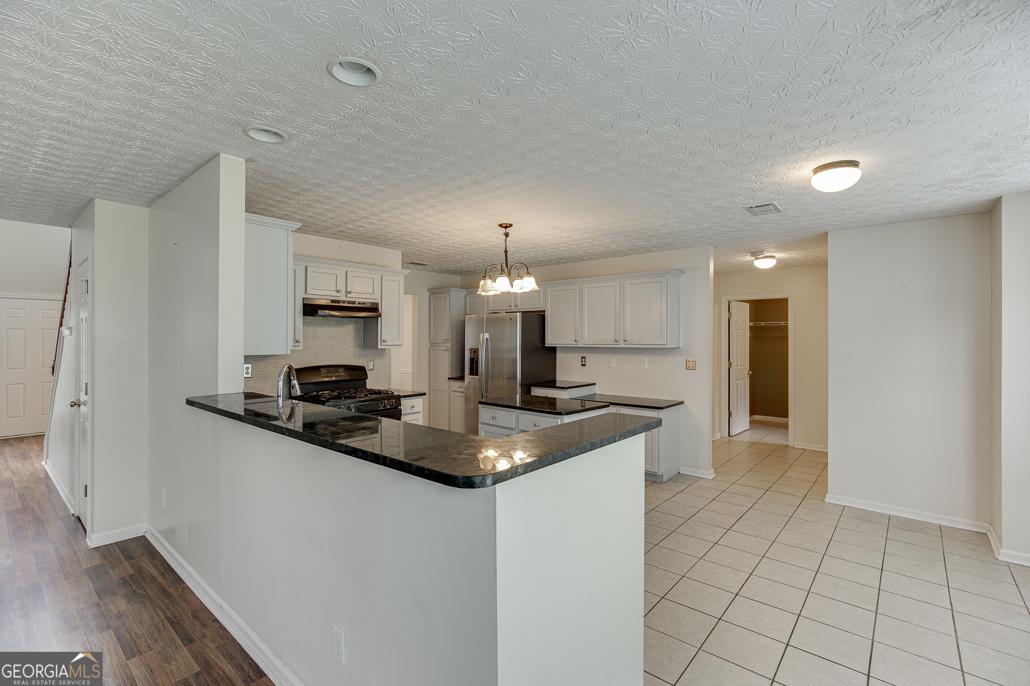 2054 Pierce Way Property Photo 15