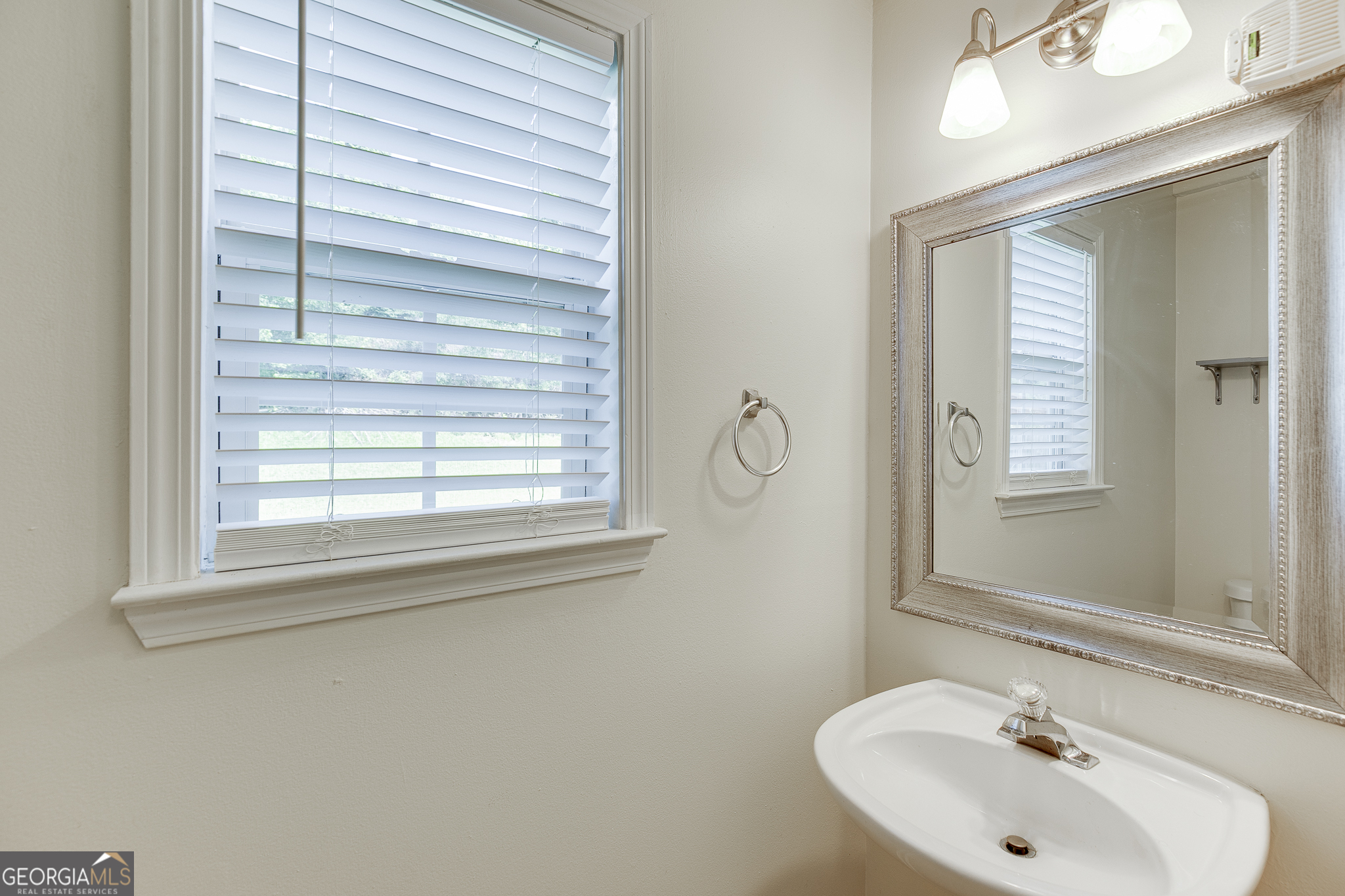2054 Pierce Way Property Photo 23