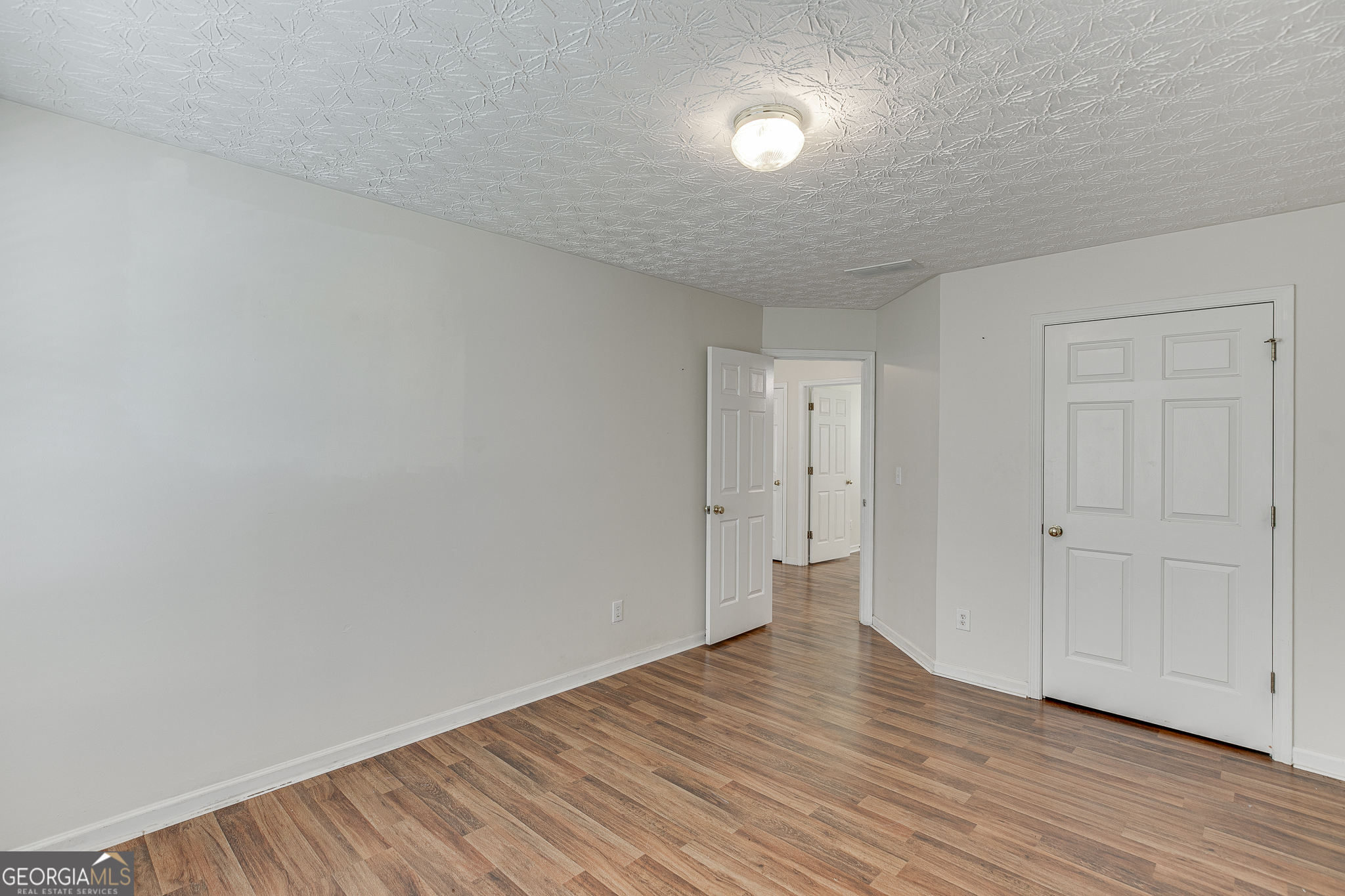 2054 Pierce Way Property Photo 26