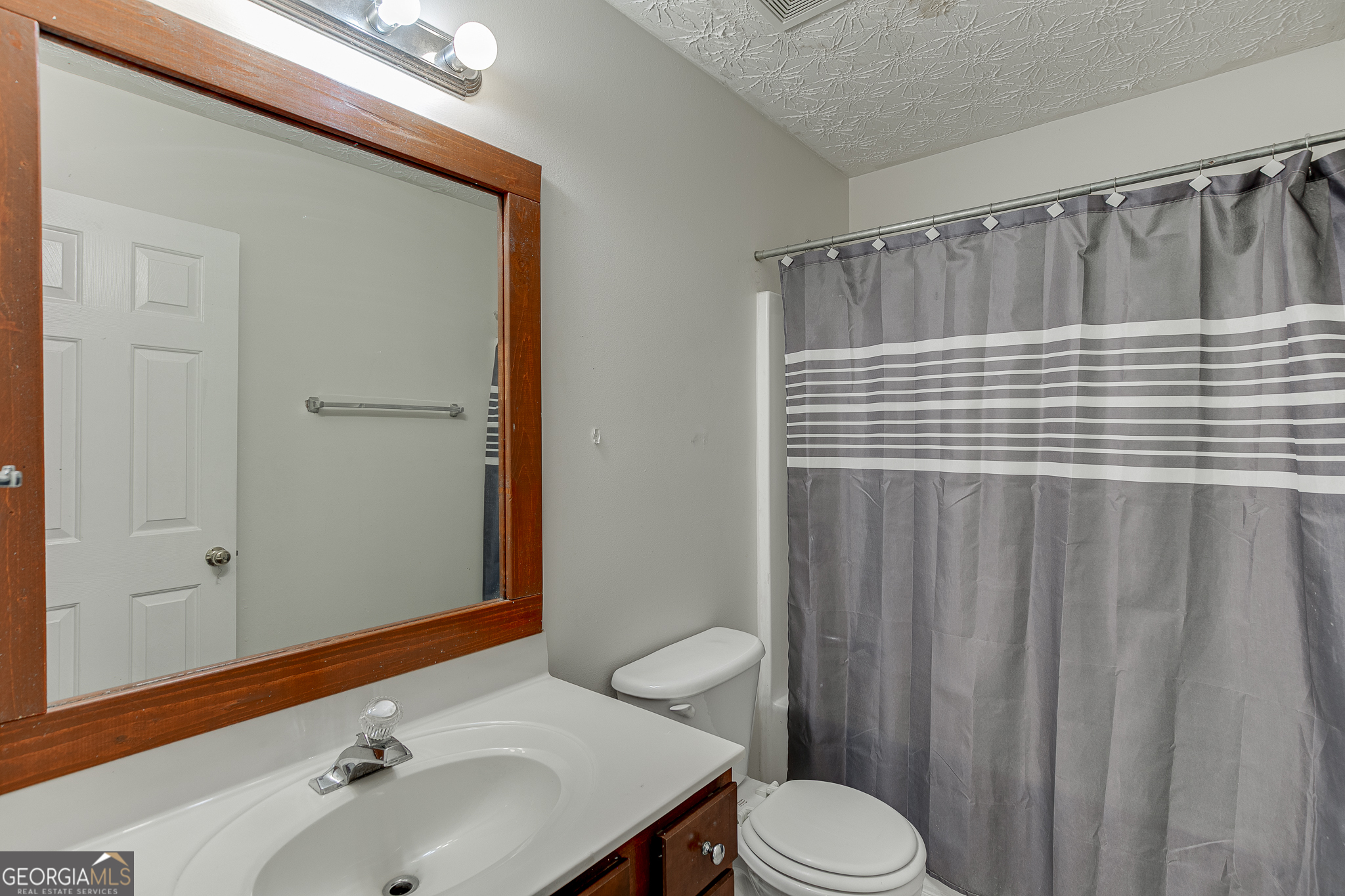 2054 Pierce Way Property Photo 27