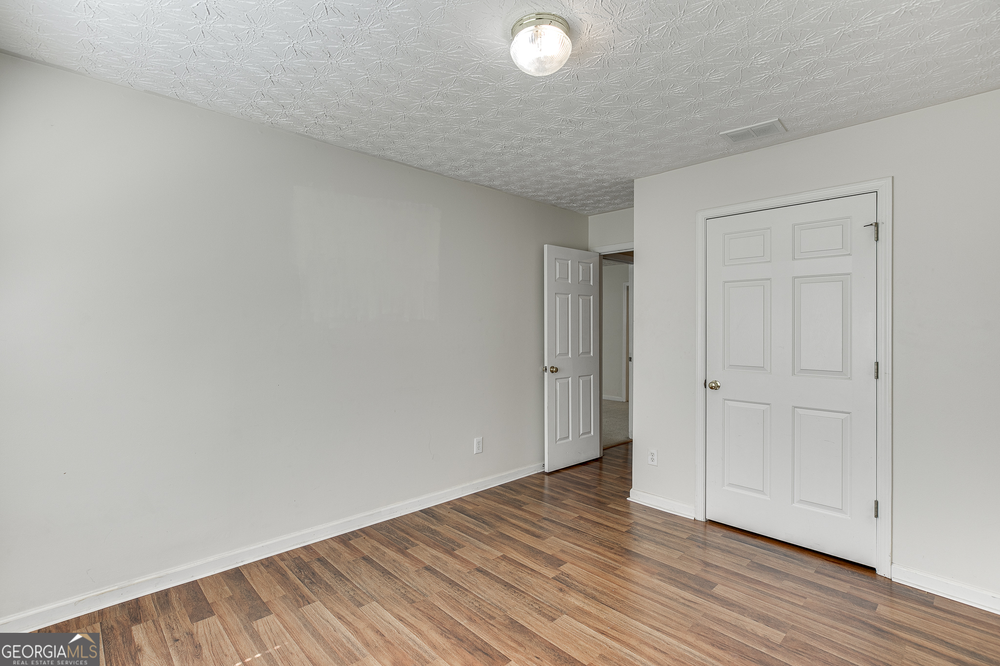 2054 Pierce Way Property Photo 32