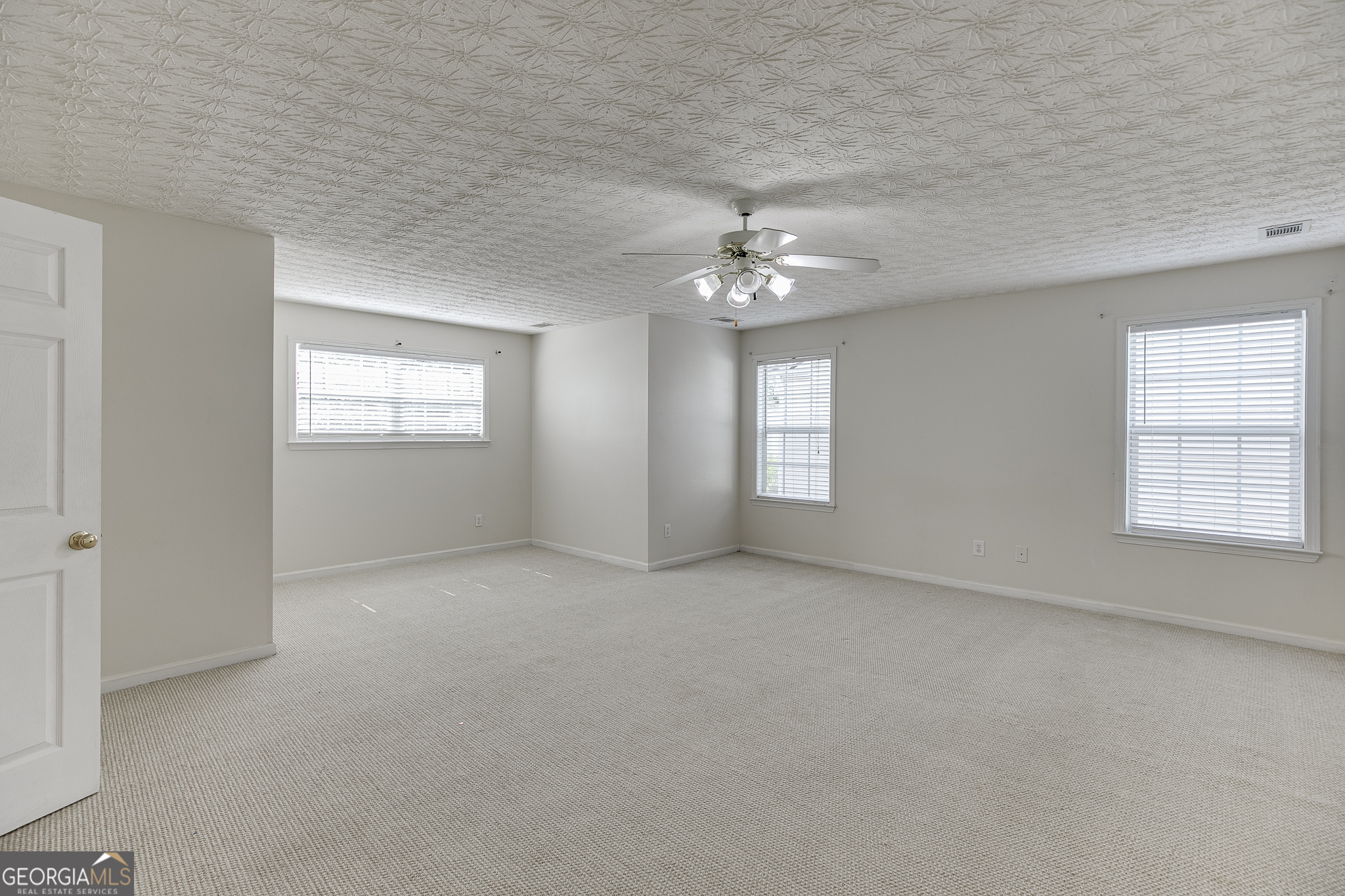 2054 Pierce Way Property Photo 33