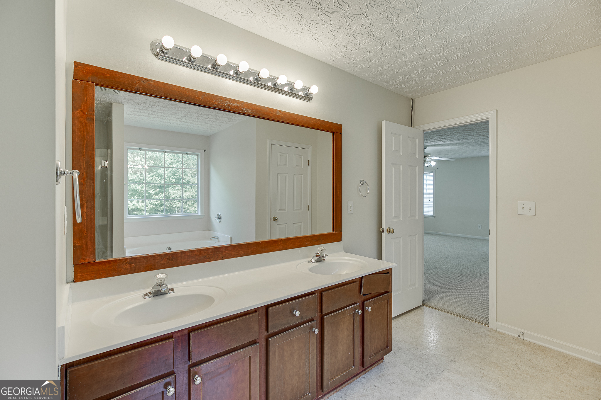 2054 Pierce Way Property Photo 39
