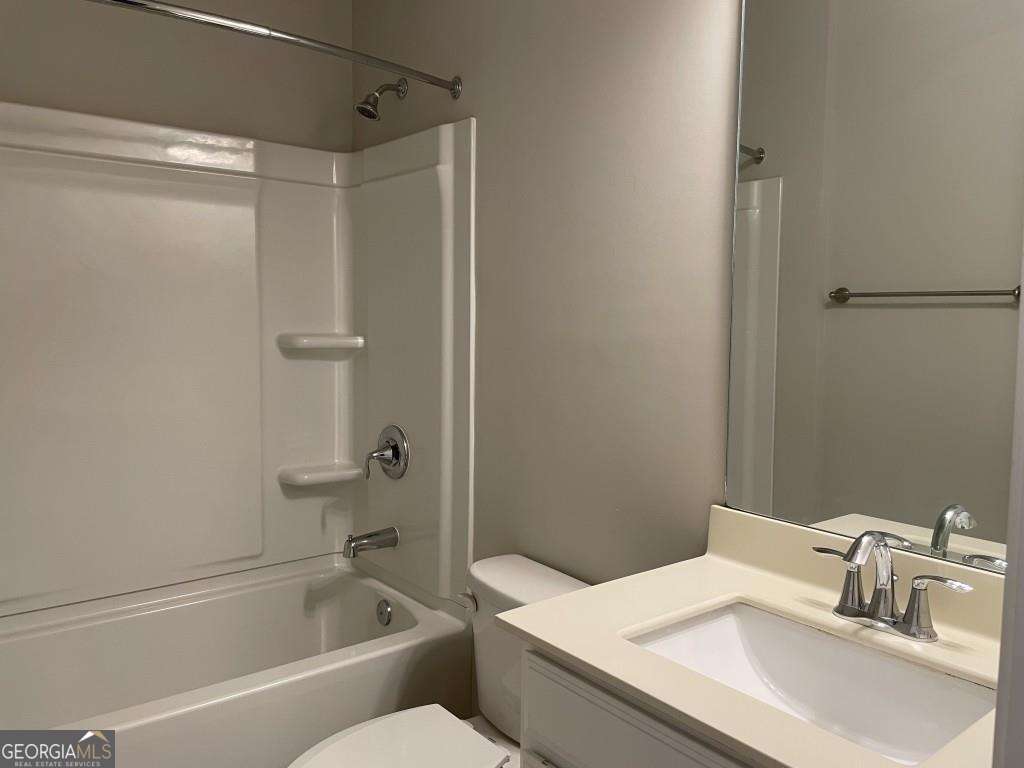 2415 Matlin Way Property Photo 20