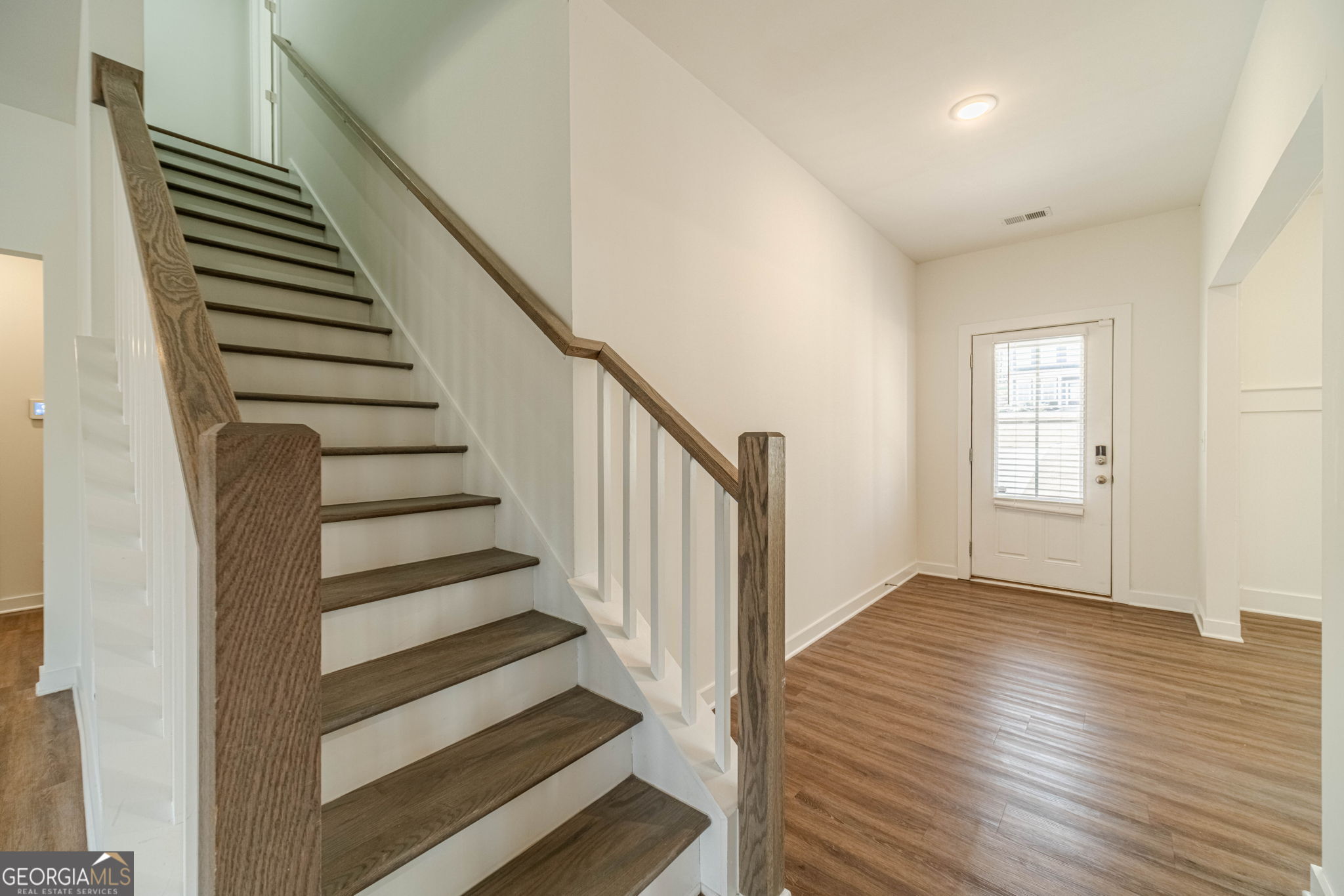 1548 Ridgewood Court Property Photo 11