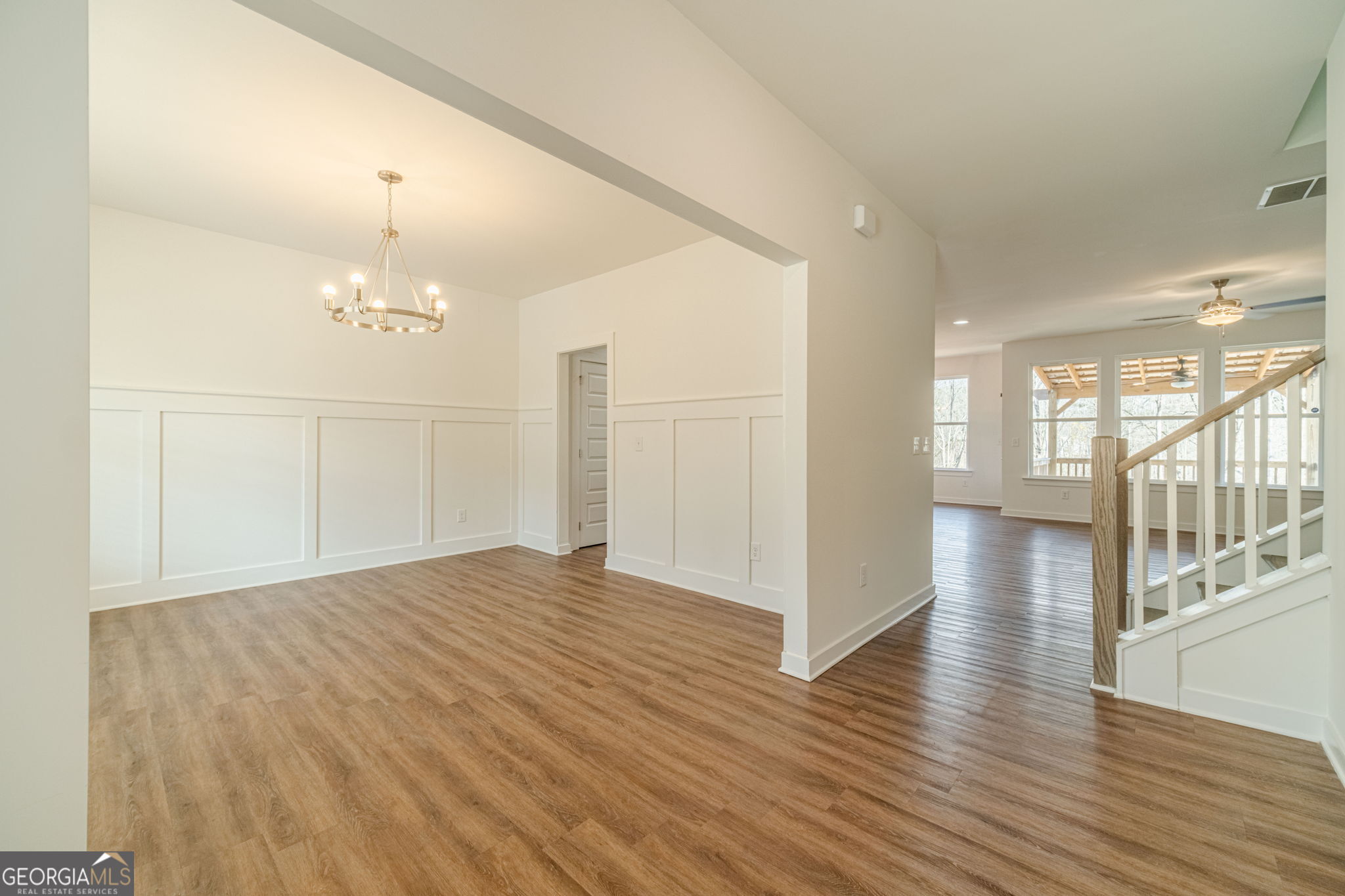 1548 Ridgewood Court Property Photo 12