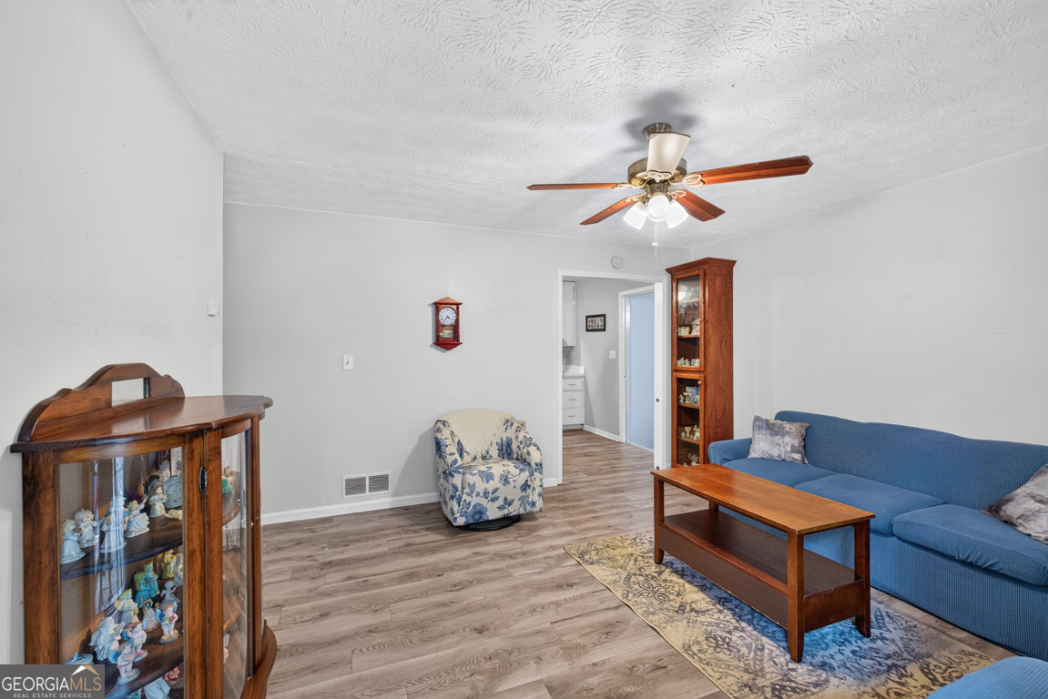 869 Rock Oak Lane Property Photo 7