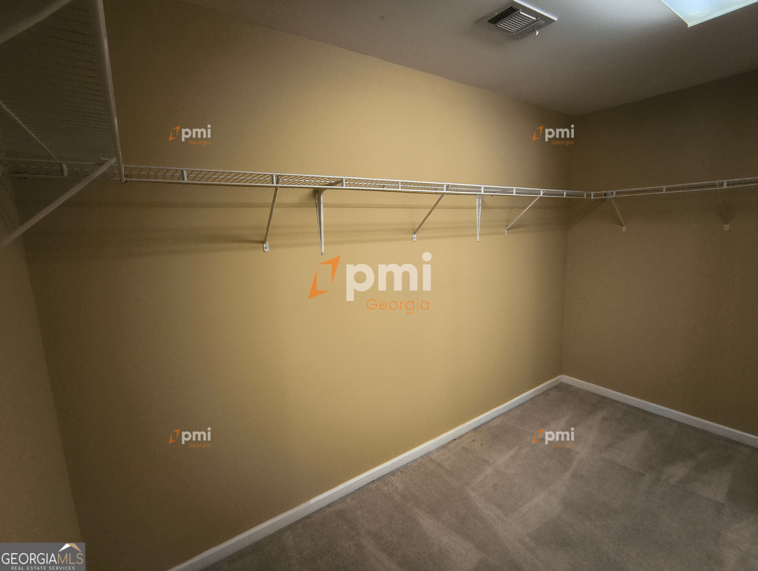 350 Fairmont Way Property Photo 7