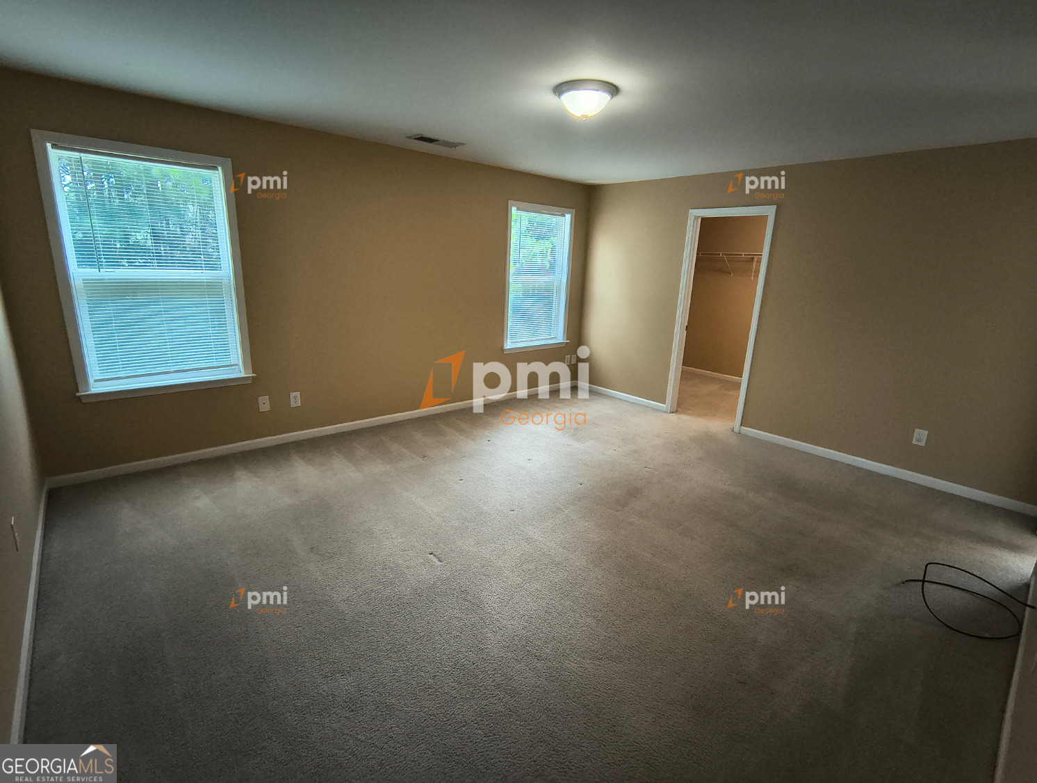 350 Fairmont Way Property Photo 8
