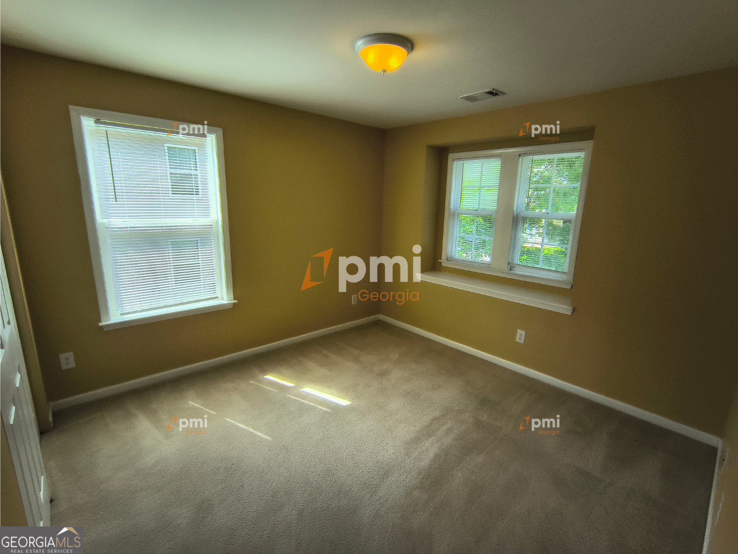350 Fairmont Way Property Photo 9