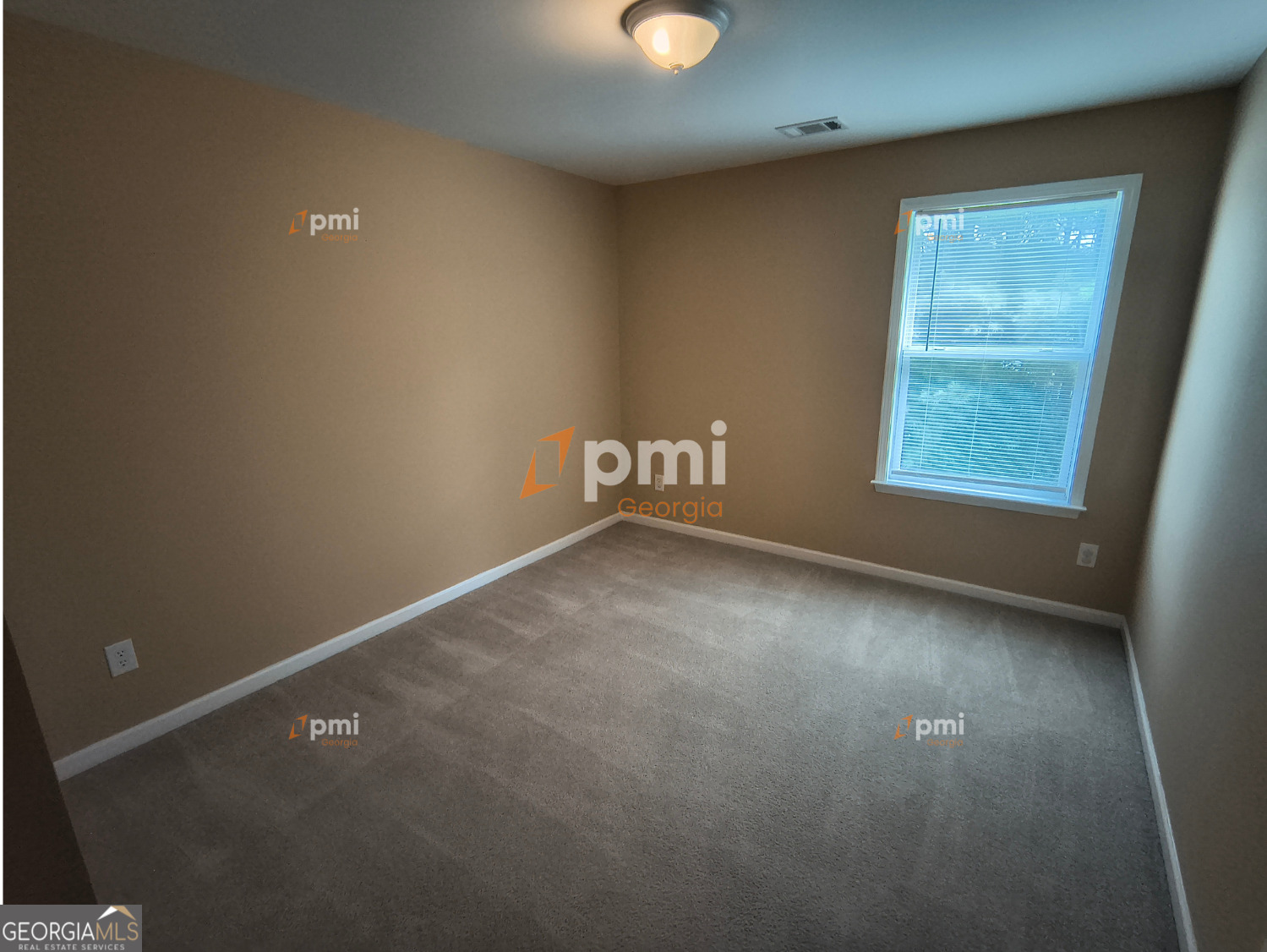 350 Fairmont Way Property Photo 10