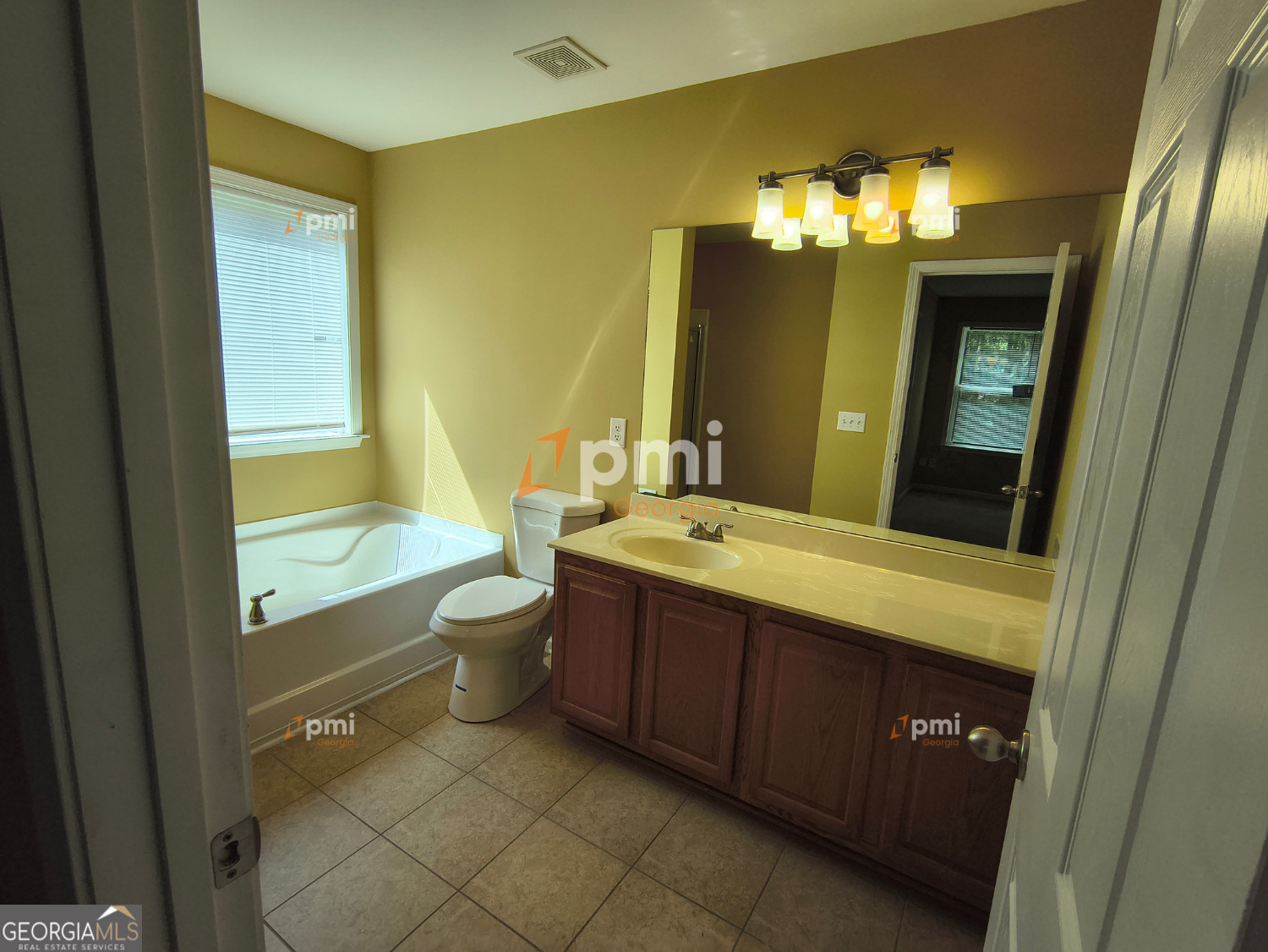 350 Fairmont Way Property Photo 15