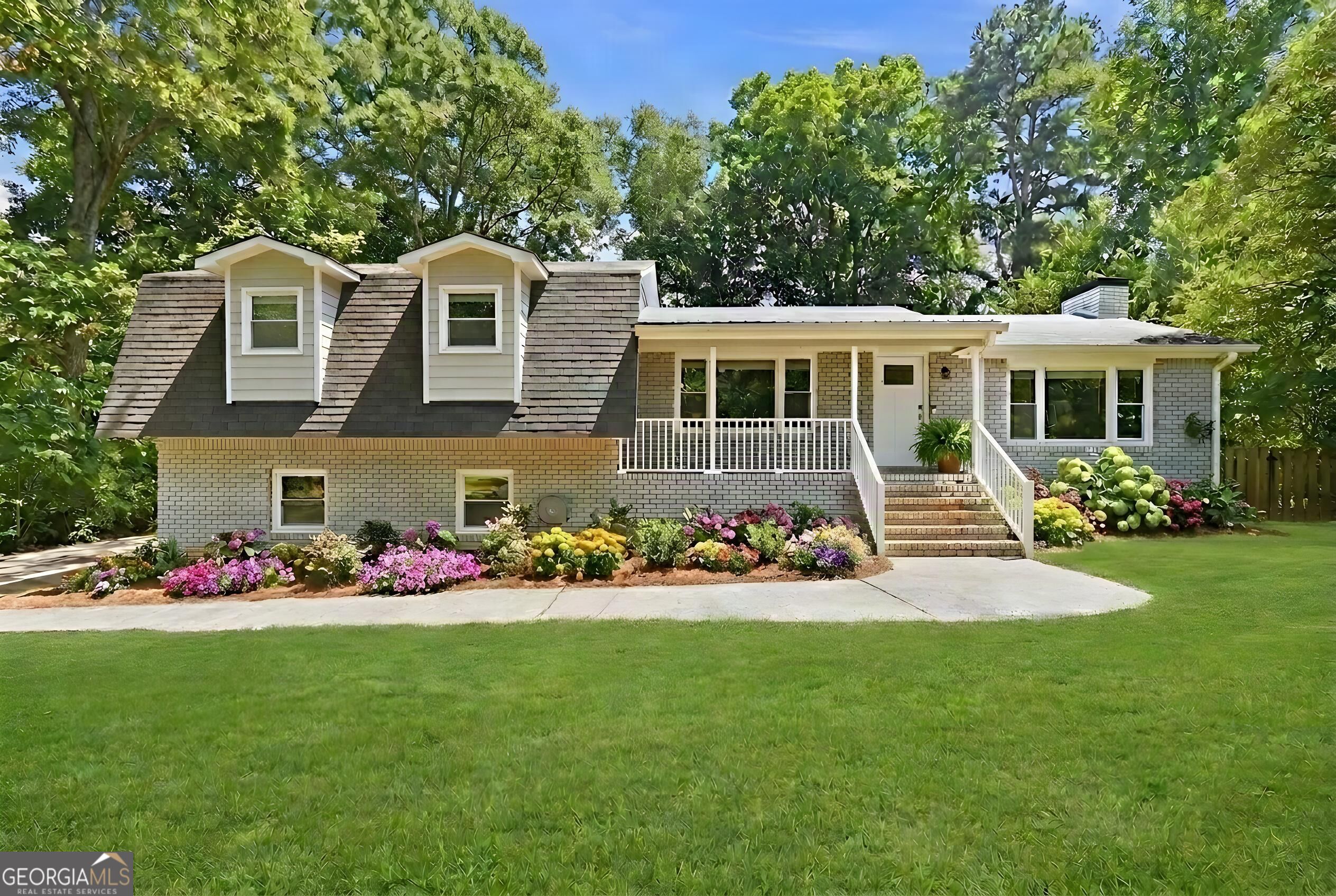 173 Brookwood Drive Property Photo 1