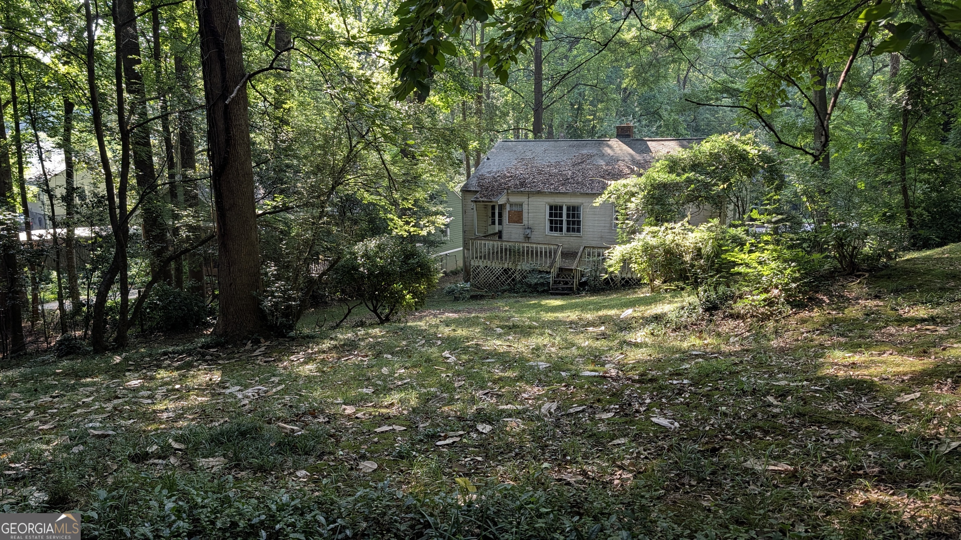 1181 Thomas Road Property Photo 3