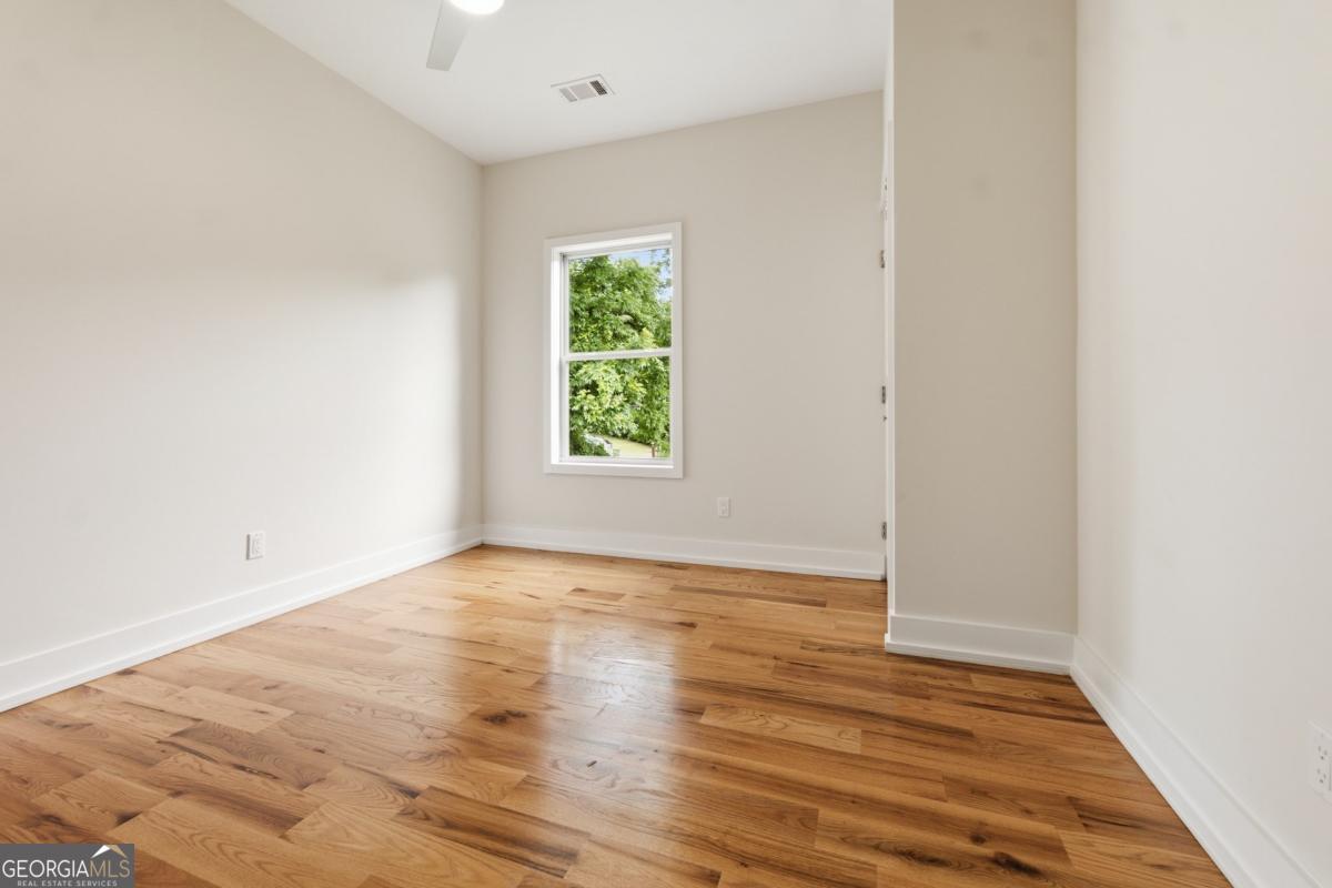 1084 Hubbard Street Sw Property Photo 14