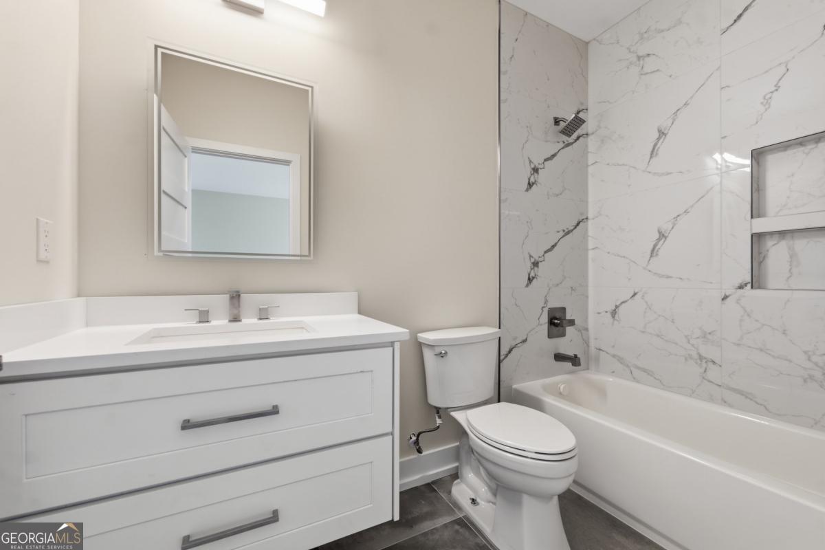 1084 Hubbard Street Sw Property Photo 15