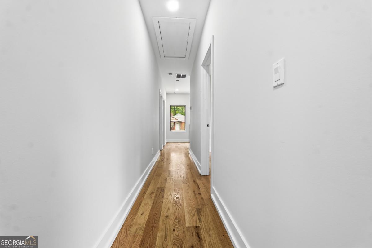 1084 Hubbard Street Sw Property Photo 16