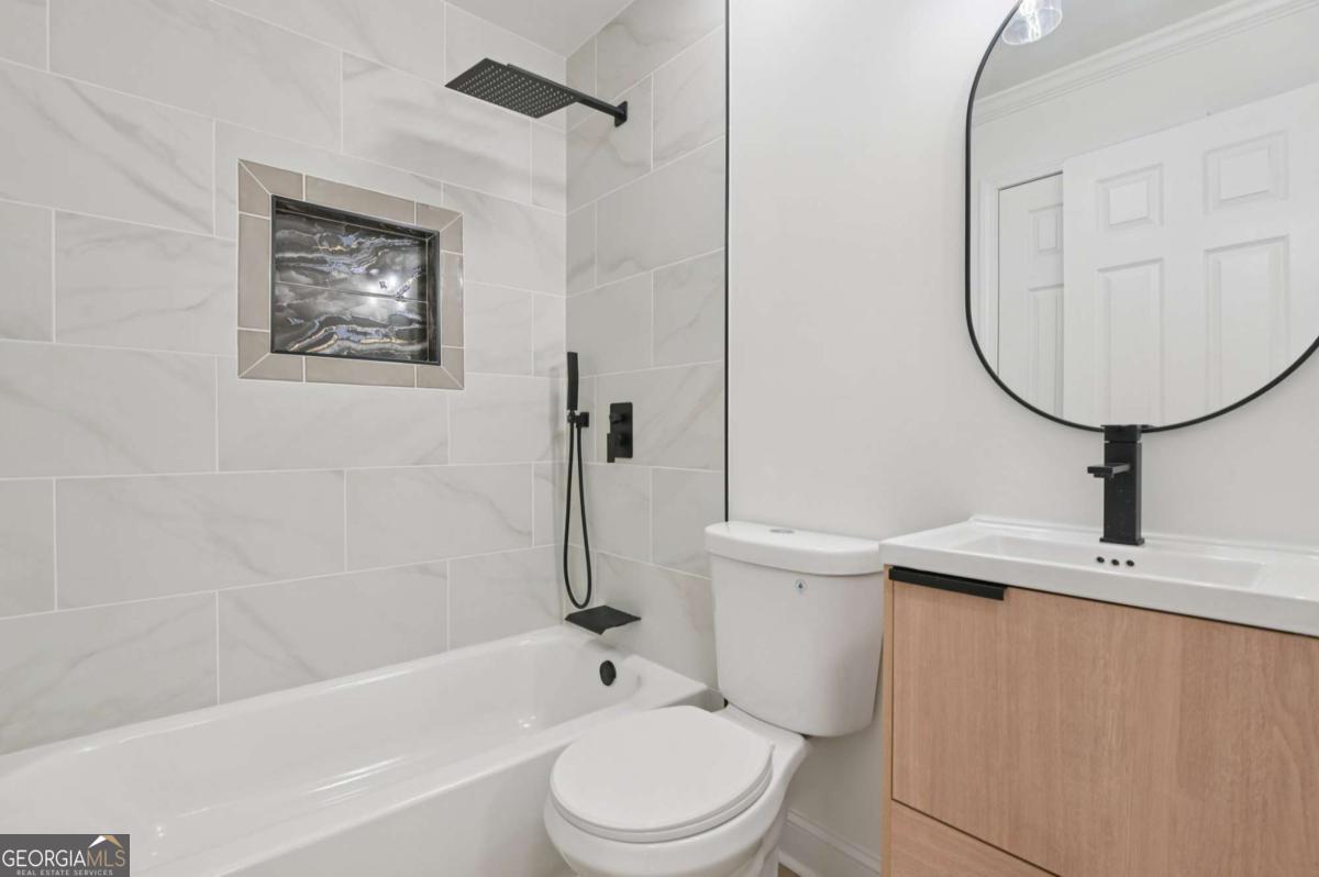 3233 Bolero Pass Property Photo 16
