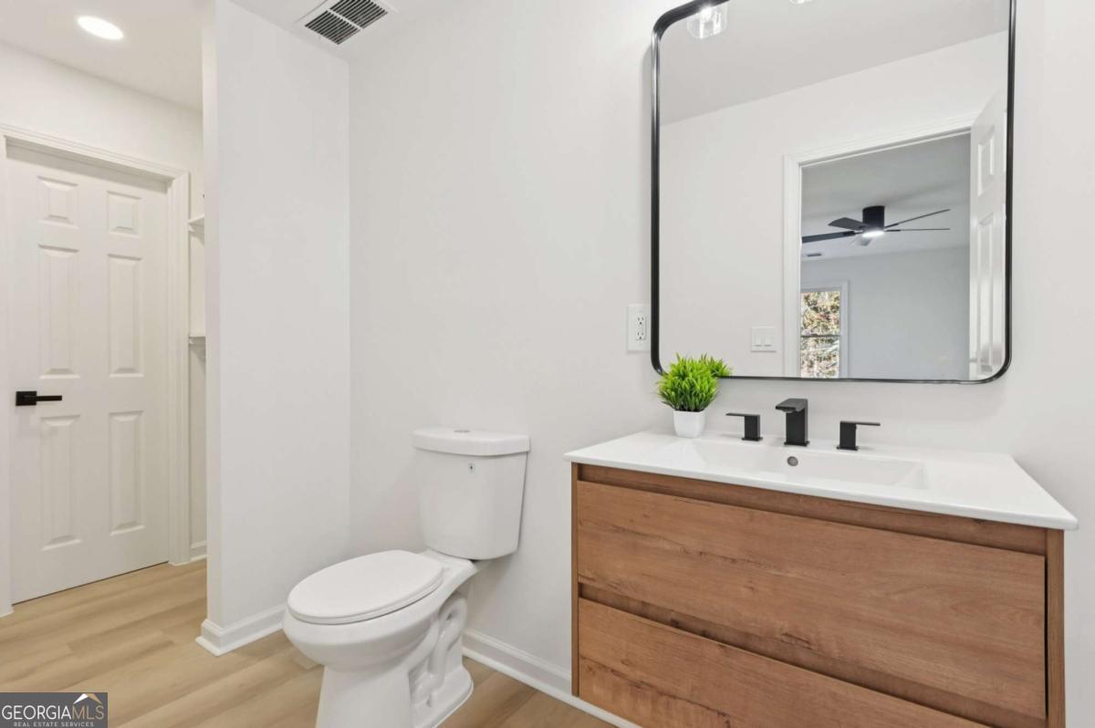 3233 Bolero Pass Property Photo 19
