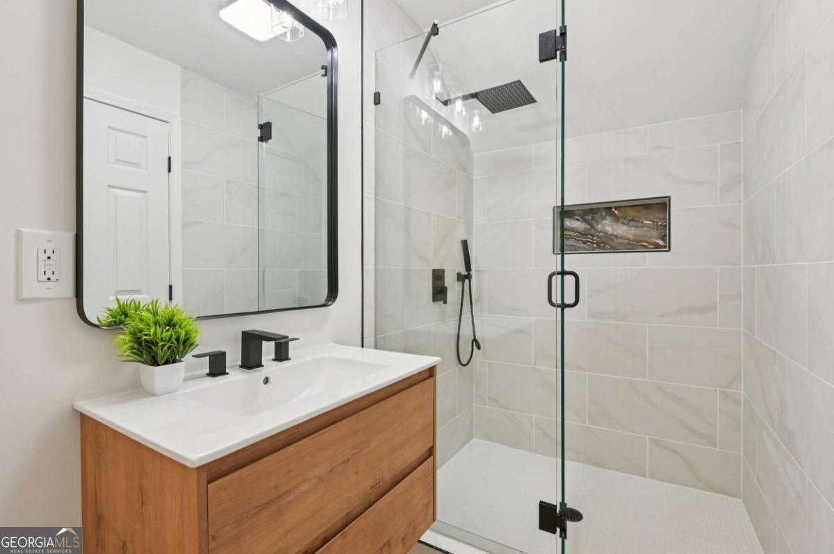 3233 Bolero Pass Property Photo 20