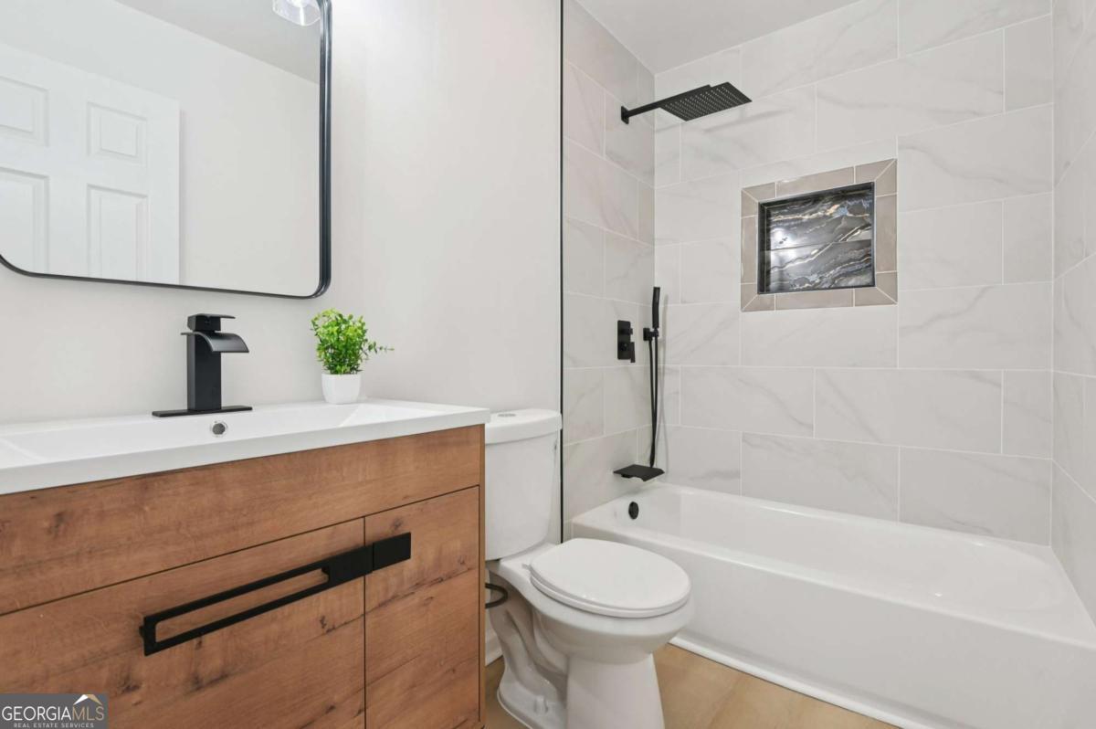 3233 Bolero Pass Property Photo 24